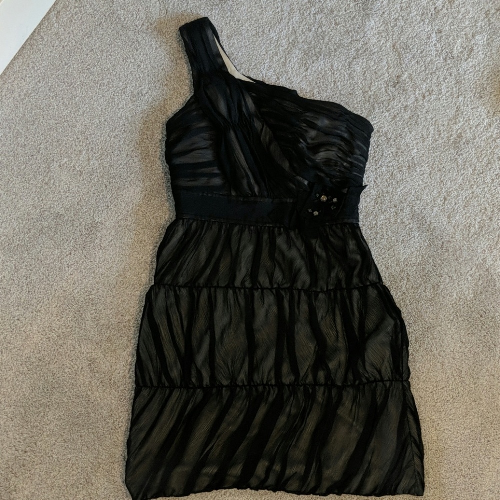 Ruffly one shoulder short black dress
